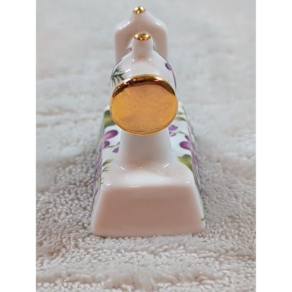 Vintage Miniature Porcelain Sewing Machine Figurine Purple Violets Gold Trim - Picture 3 of 9